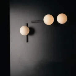 Applique a Muro Punto Luce Elegante Lampada da Parete in Metallo Nero