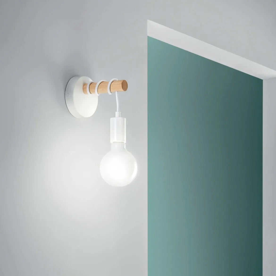 Applique da Interno in Legno e Metallo Lampada a Muro Design Moderno