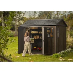 Keter Apex Casetta da Giardino in Resina Effetto Legno 287x230x246 cm