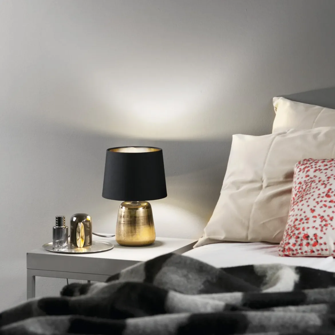 Lampada da Tavolo in Ceramica Oro con Paralume Nero Elegante Lampadina E14