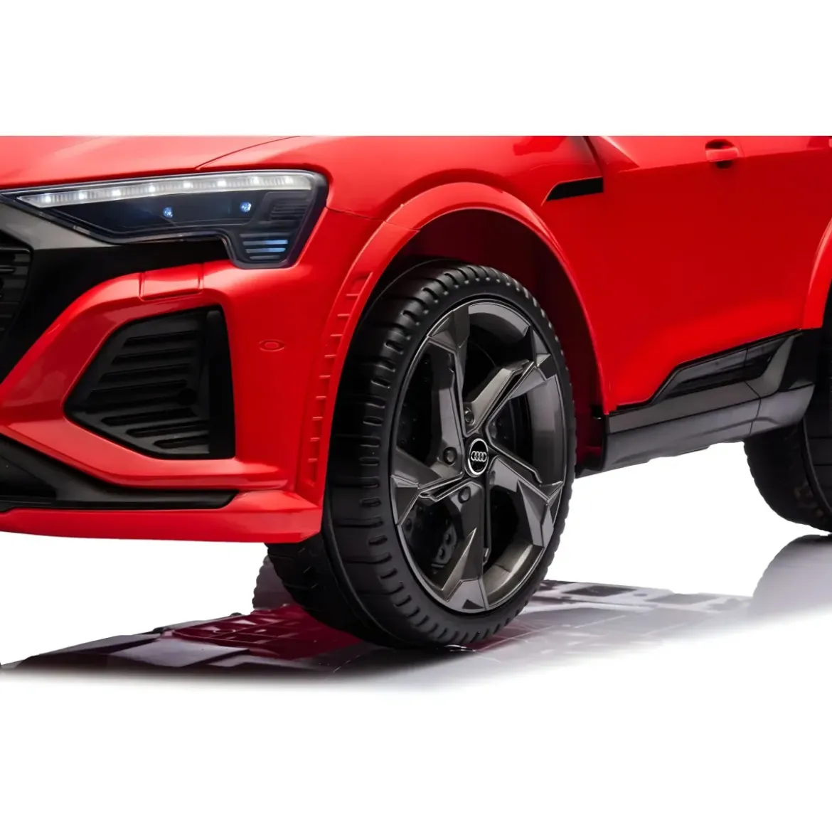 Macchina Elettrica per Bambini Audi Q8 Rosso Luci LED e Telecomando