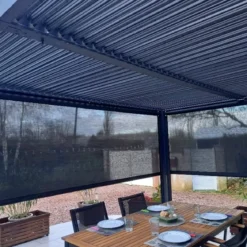 Pergola Bioclimatica in Alluminio 360x300 cm con 2 Teli Laterali Grigi