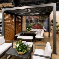 Pergola Bioclimatica in Alluminio con Lamelle Effetto Legno 360x300