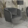 Poltrona Imbottita in Velluto Grigio con Cuscino Gambe in Metallo
