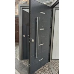 Portone Blindato in Vetroresina con Pannello per Esterno Grigio Porta Blindata