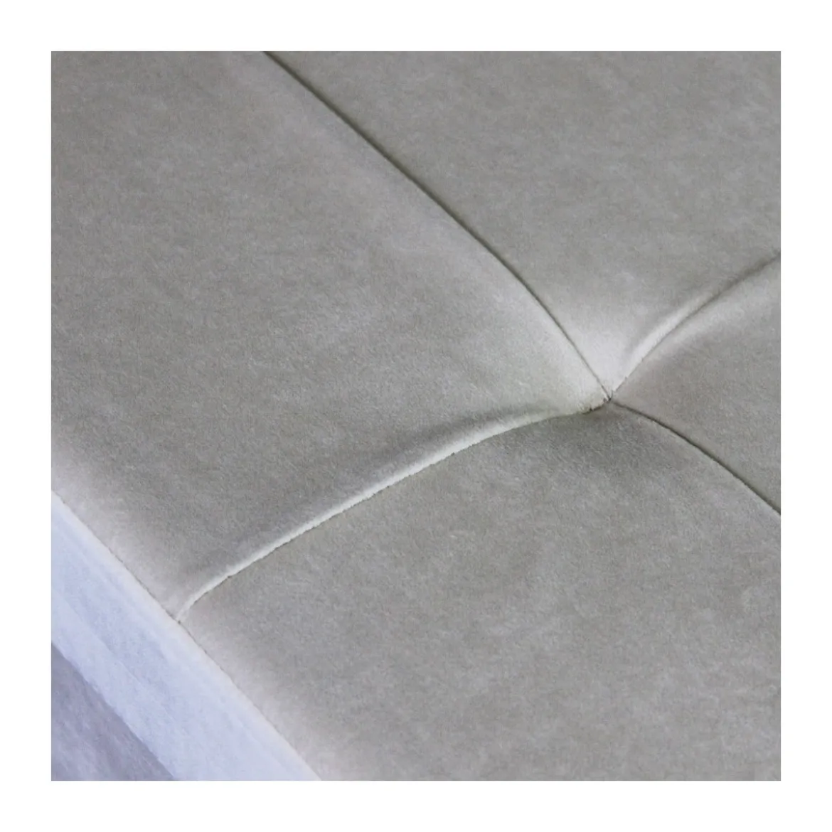 Pouf Contenitore Poggiapiedi in Velluto Beige Rettangolare 76x38 cm