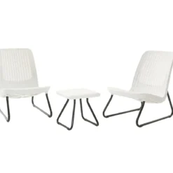 Salotto da Esterno 2 Posti in Resina Bianco Effetto Rattan con Tavolino