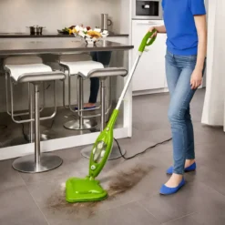 Scopa a Vapore 1300W DCG Verde Compatta Regolabile con Accessori