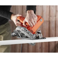Sega Circolare con Guida Laser Black & Decker Tagli Precisi 1250W