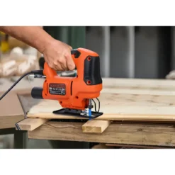 Seghetto Alternativo Black and Decker Elettrico 400W Velocità Variabile
