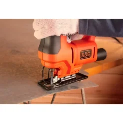 Seghetto Alternativo Black+Decker 400W Compatto Taglio Legno Metallo