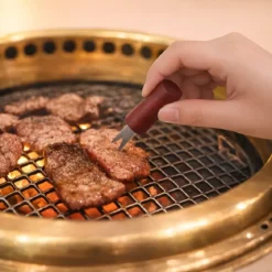 Set Utensili Barbecue 18 Pezzi in Acciaio Cromato con Manico in Legno