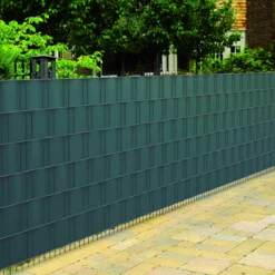 Striscia Frangivista Verde in PVC 19x350 cm per Cancello e Recinzione
