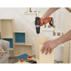 Trapano Avvitatore Black & Decker a Percussione 2V 1,5Ah LED con Borsa