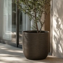 Vaso in Resina Marrone 35x34 Resistente Raggi UV Materiale Riciclabile
